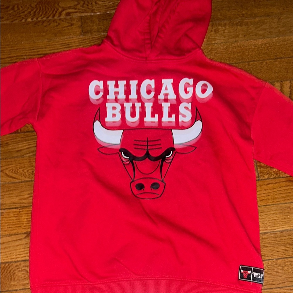 NBA Chicago Bulls Red Pullover Hoodie